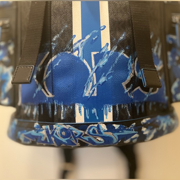 NWT AUTH Michael Kors Limited Edition certified Blue & Gray Icy Frozen Collab - Picture 6 of 8